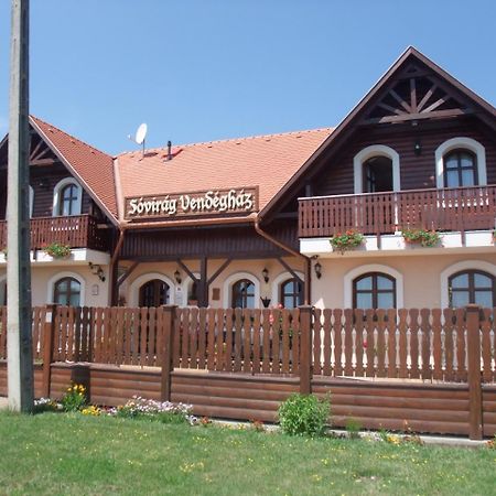 Sovirag Vendeghaz Hotell Hortobágy Exteriör bild